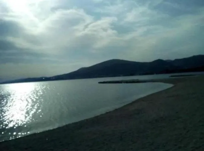 Appartement Beautiful 2-bed In Okrug Gornji