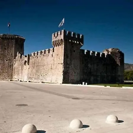 Διαμέρισμα Beautiful 2-bed In Okrug Gornji